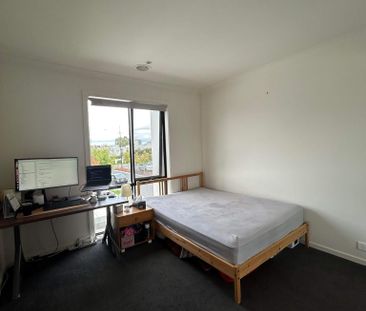 Springvale - Photo 1