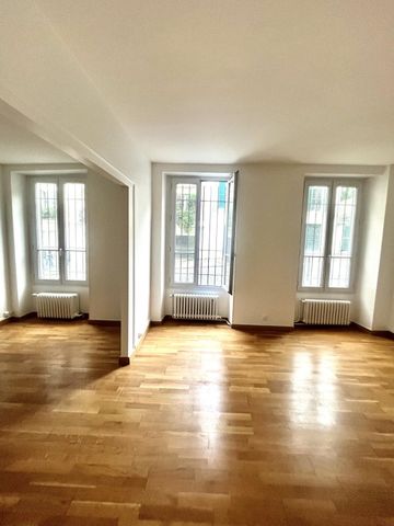 A LOUER 3 PIECES 60m² MONTMARTRE - Photo 5