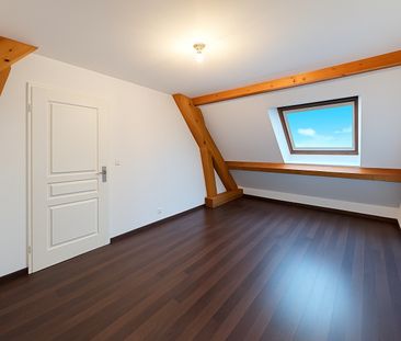 Location Appartement 3 pièces 71m² - Photo 2