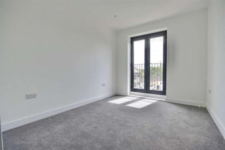 Lombardy House, Governors Walk, PO3 - Photo 4