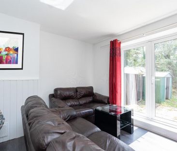 3 bedroom house to rent - Photo 2