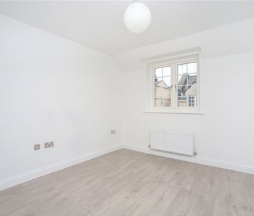 Dunalley Court, - Photo 1