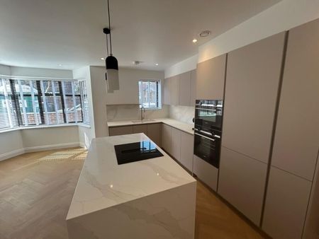 2 Bedroom Apartment To Let - Photo 3