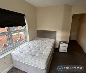 1 bedroom in a house share to rent - Photo 4