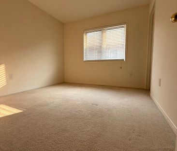 For Lease - 45 Skelton Crescent, Ajax, Ontario - Photo 3