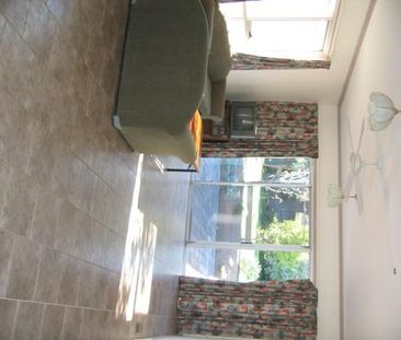5-bedroom shared house, Finch Street - Photo 4