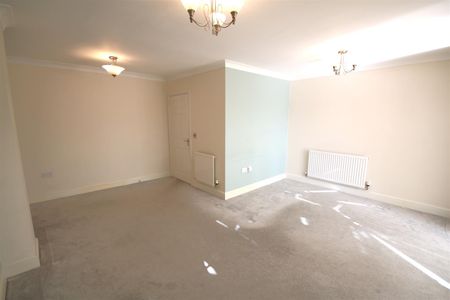 Canterbury Canterbury CharthamUpdown Way, CT4 7TP, Chartham - Photo 2