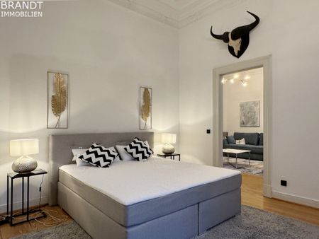 HARVESTEHUDE! 4-Zi.-Wohnung in Toplage mit 2 Schlafzimmern in einer repräsentativen Altbauvilla.... - Photo 4