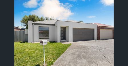 Neat & Convenient Living in Wendouree - Photo 5