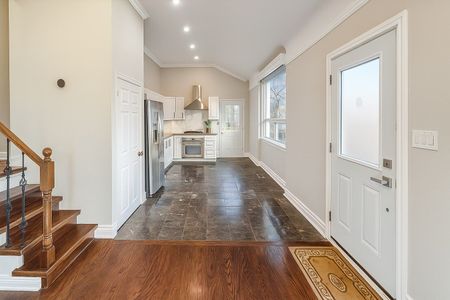 For Lease - 9 Benshire Drive, Toronto, Ontario - Photo 4