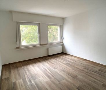 Moderne 3-Zimmer-Wohnung: Zentral, ruhig mit Balkonblick ins GrÃ¼ne - Photo 3