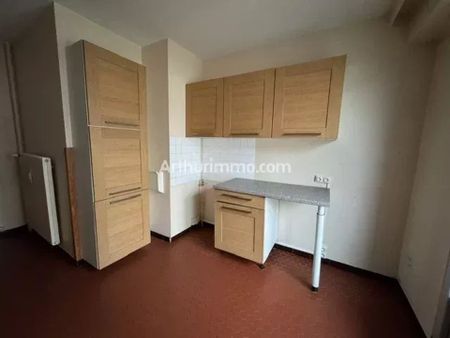 Location Appartement 4 pièces 101 m2 à Lons-le-Saunier - Photo 5