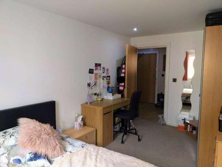 Adamson House Saltra, Salford Quays, M5 - Photo 5