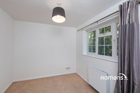 Heatherley Road, Camberley, GU15 - Photo 5