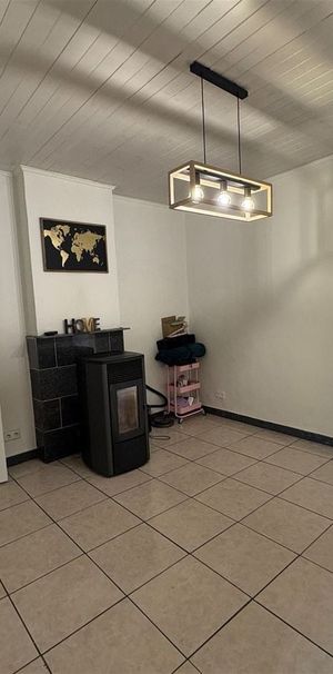 Huis te huur in Péruwelz voor € 700 met 2 slaapkamers - Photo 1