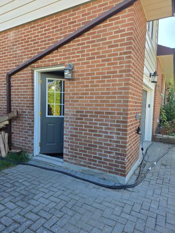 For Lease - 55 Queens Court Unit# Bsmt, East Gwillimbury, Ontario - Photo 4