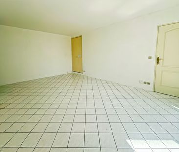 Appartement T2 près de LE COUDRAY MONTCEAUX à louer - Photo 1