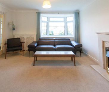 3 bedroom semi-detached house to rent - Photo 3