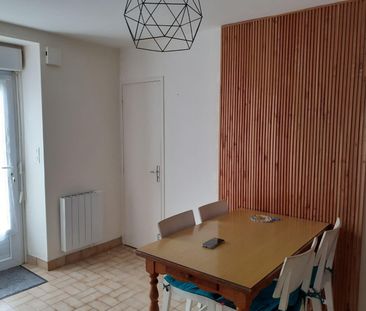 Pour visiter, appeler le 02.23.55.91.17 VAL D'IZE, Bourg Petite mai... - Photo 2