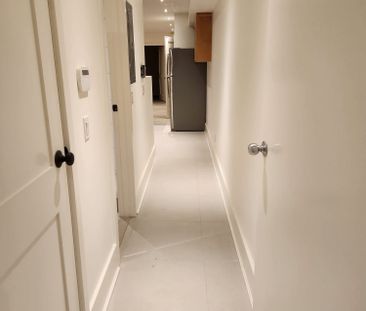 For Lease - 189 Cowan Avenue Unit# B, Toronto, Ontario - Photo 4