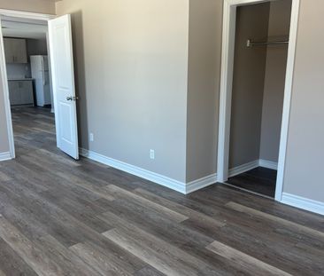 For Lease - 730 Simcoe Street Unit# 5, Oshawa, Ontario - Photo 2