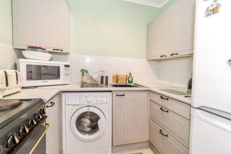 1 bedroom flat to rent - Photo 3