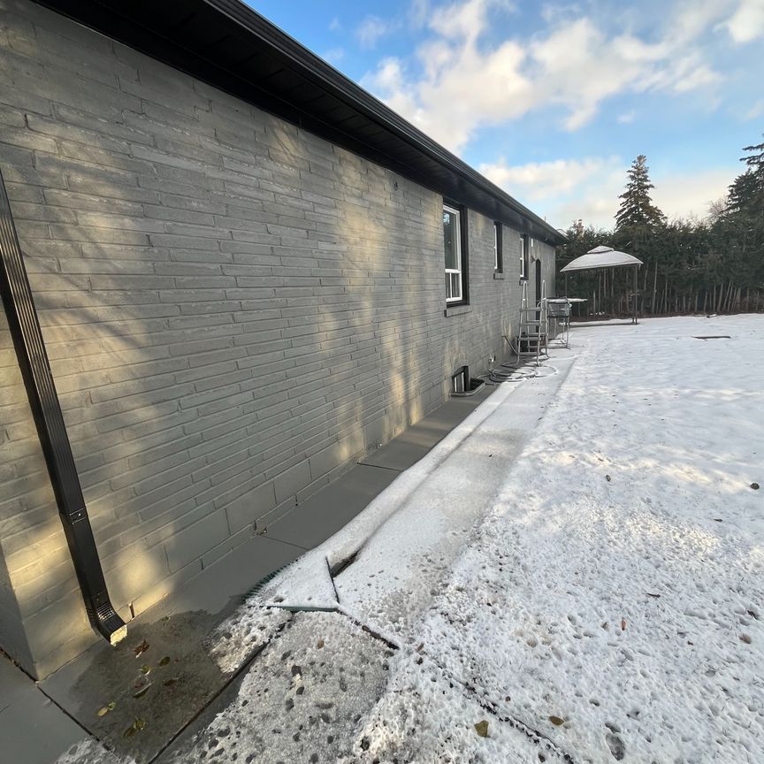 For Lease - 2370 Camilla Road, Mississauga, Ontario - Photo 1