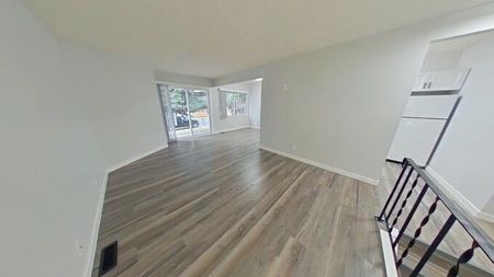 6010B 58A Street - Photo 5