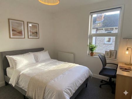 3 bedroom terraced house to rent - Photo 3