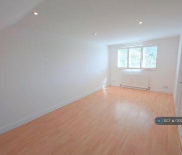 4 bedroom terraced house to rent - Photo 2