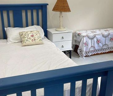 Georges Hall - Photo 1