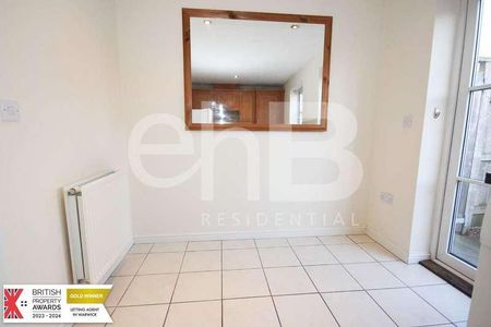 Lee Meadowe, Chase Meadow, Warwick, CV34 - Photo 2