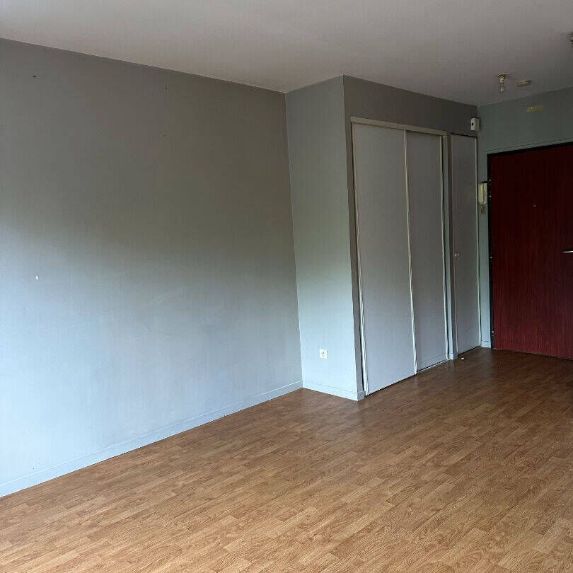 Location appartement 1 pièce 32.62 m² à Fécamp (76400) - Photo 1