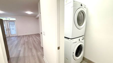 For Lease - 56B East Drive Unit# Unit 2, Toronto, Ontario - Photo 4