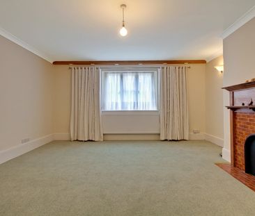 4 Bed Maisonette, The Woodlands, HA1 - Photo 2