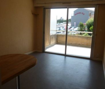 Location appartement studio 1 pièce 22 m² à Rodez (12000) - Photo 1