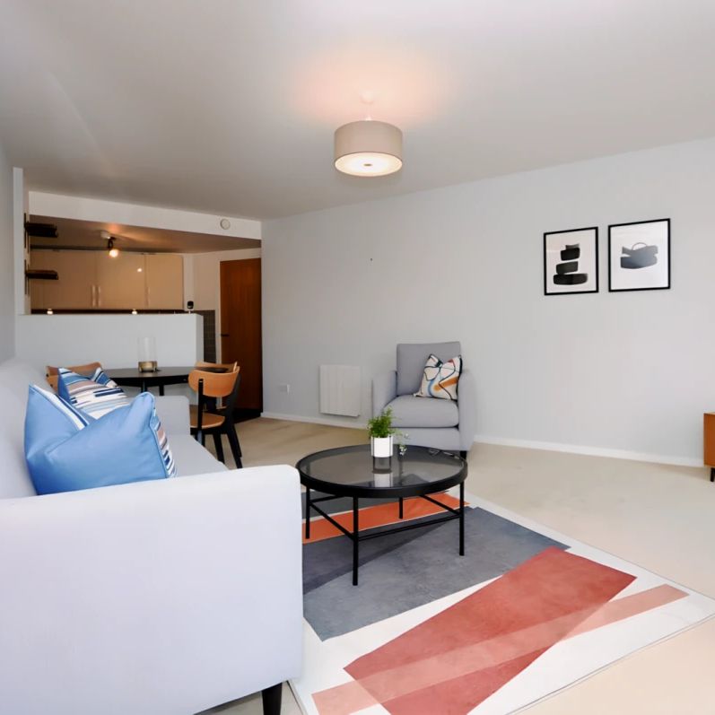 2Bedrooms, 2Bathrooms - Photo 1