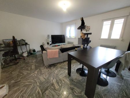 Location Appartement 4 pièces 87m² - Photo 2