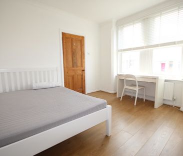 5 Bed Terraced House, Milner Road, BN2 - Photo 3