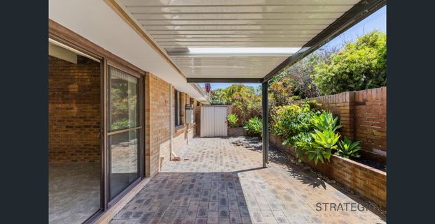 Low maintenance villa. - Photo 1