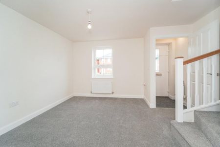 2 bedroom terraced house to rent - Photo 2