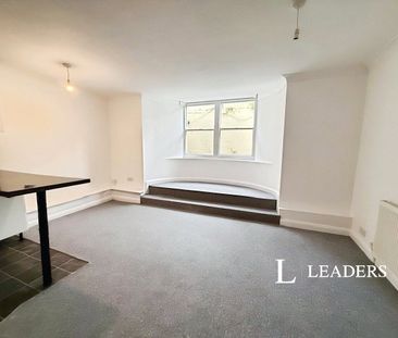 1 bedroom apartment to rent Lower Rock Gardens, Brighton, BN2 - Photo 1