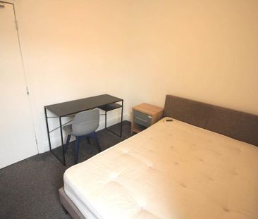 5 bedroom terraced house to rent - Photo 6