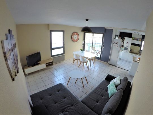 T3 meublé aux ARCEAUX, - Photo 1