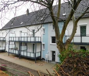 Im ersten OG mit Boden, Tapeten und tollem Balkon! - Photo 4