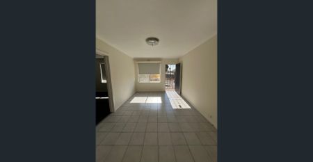 Superb Location! - Photo 2