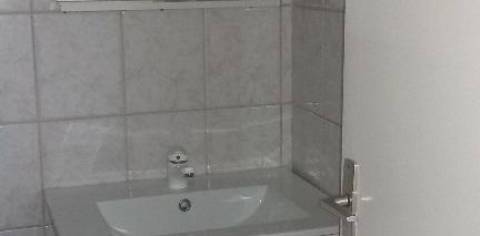 Location Appartement 2 pièces 29m² - Photo 2