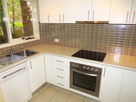 1/31 Alfred Street, Rozelle NSW 2039 - Townhouse For Rent | Domain - Photo 5