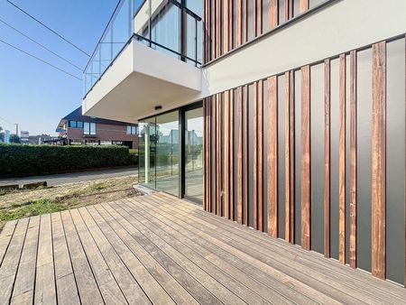 Prachtig nieuwbouw appartement met twee slaapkamers, terras en tuin - Photo 2