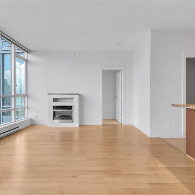 1189 Melville Street #240X, Vancouver, BC V6E4T8 - Photo 1